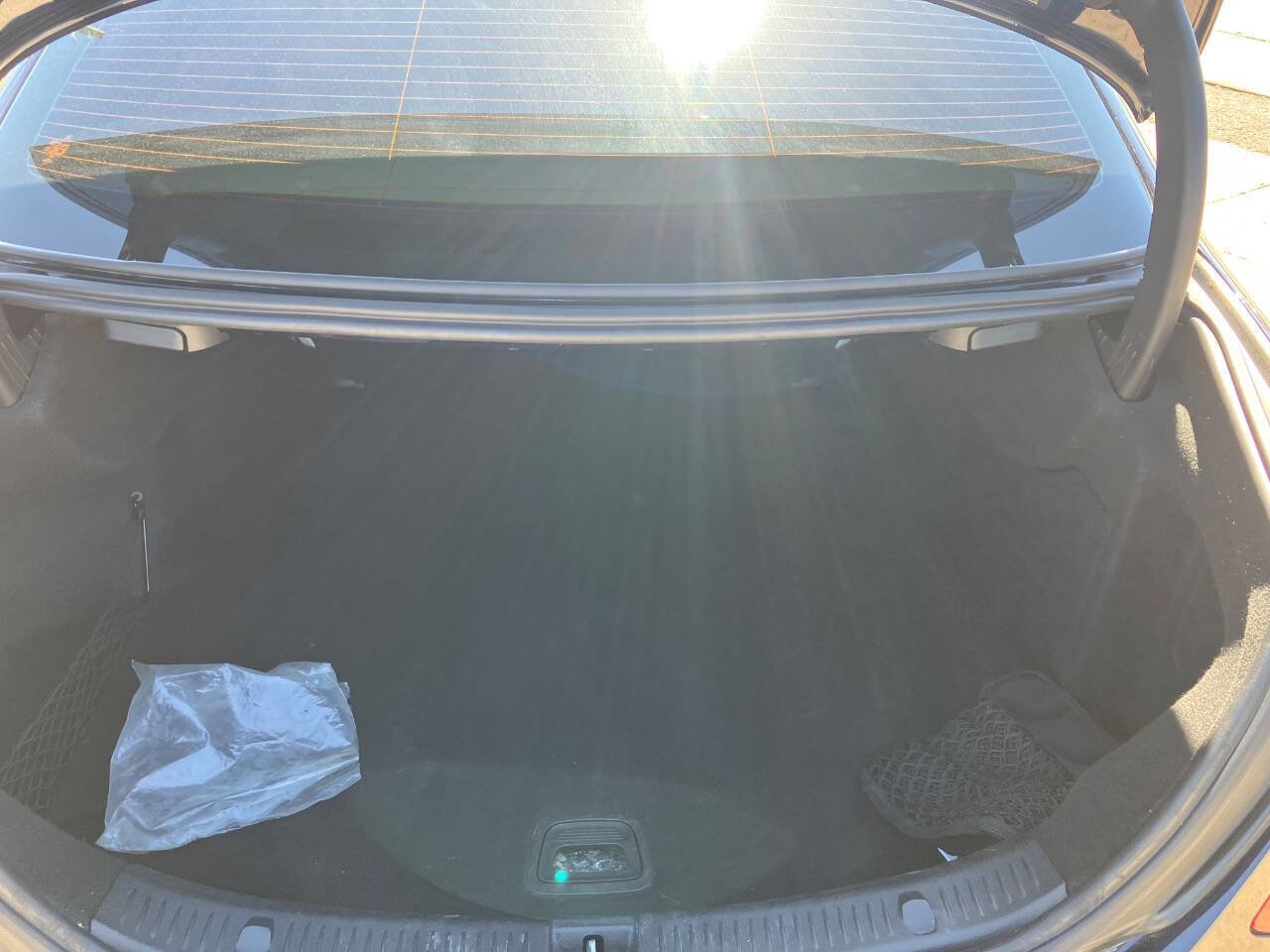 Used 2017 Mercedes-Benz E 300 image 13