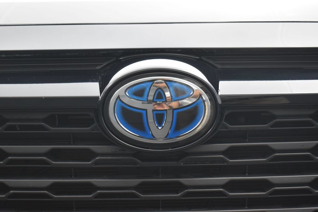 Used 2022 Toyota RAV4 LE AWD/4WD image 35