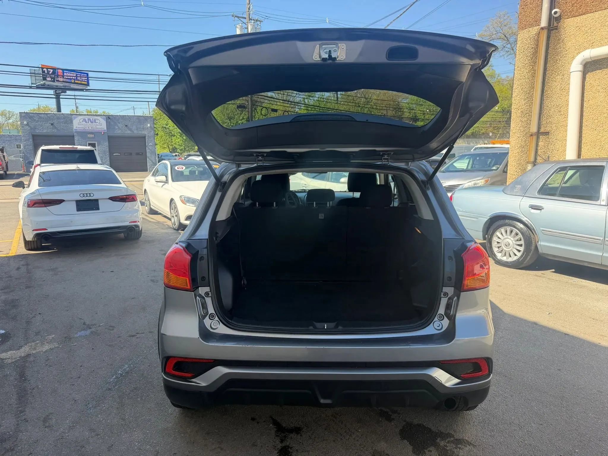 Used 2018 Mitsubishi Outlander Sport ES AWD/4WD image 28