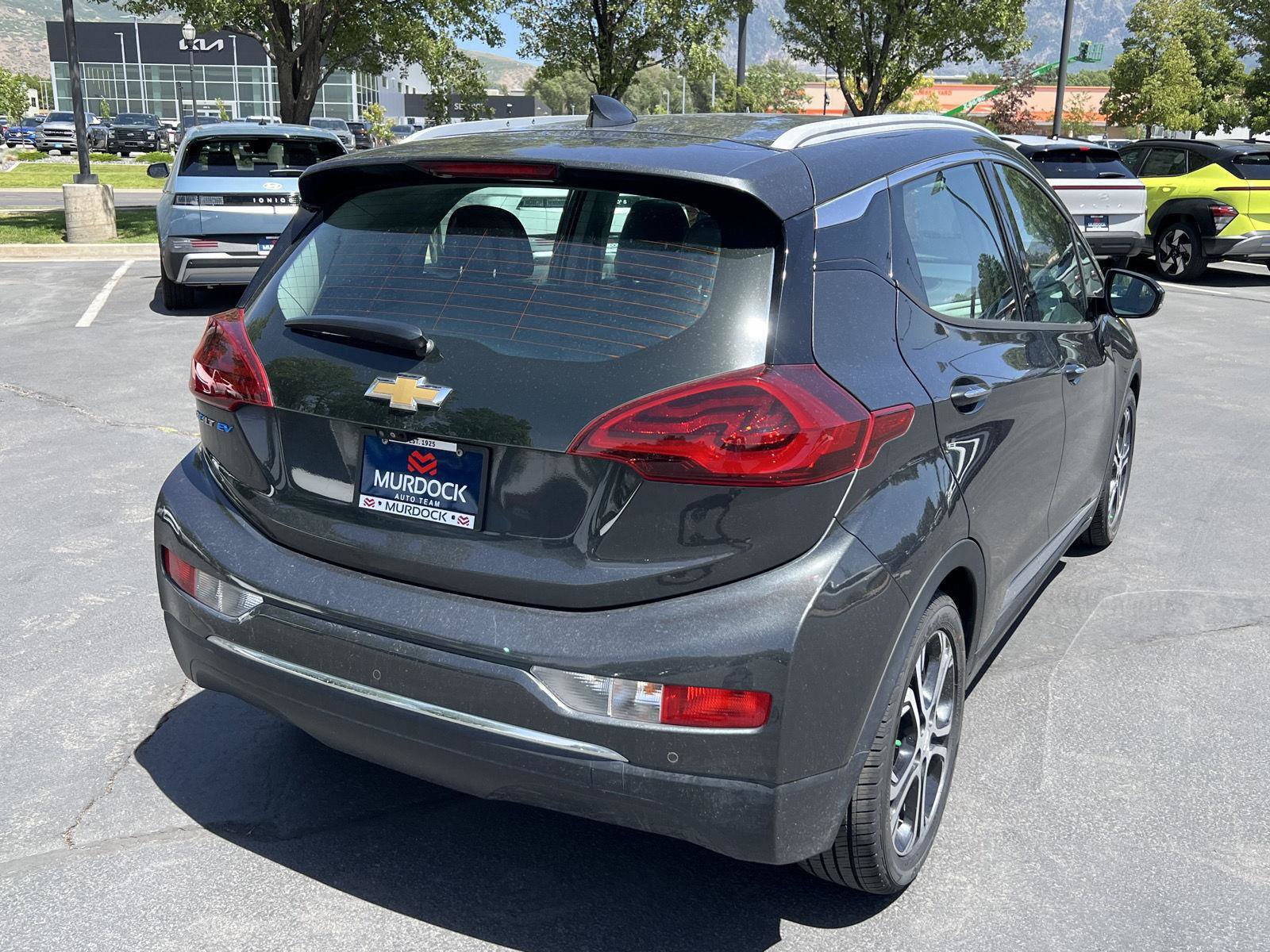 Used 2018 Chevrolet Bolt Premier w/ Driver Confidence II Package FWD image 8