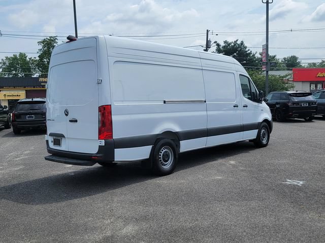 Used 2024 Mercedes-Benz eSprinter 170 Cargo image 9