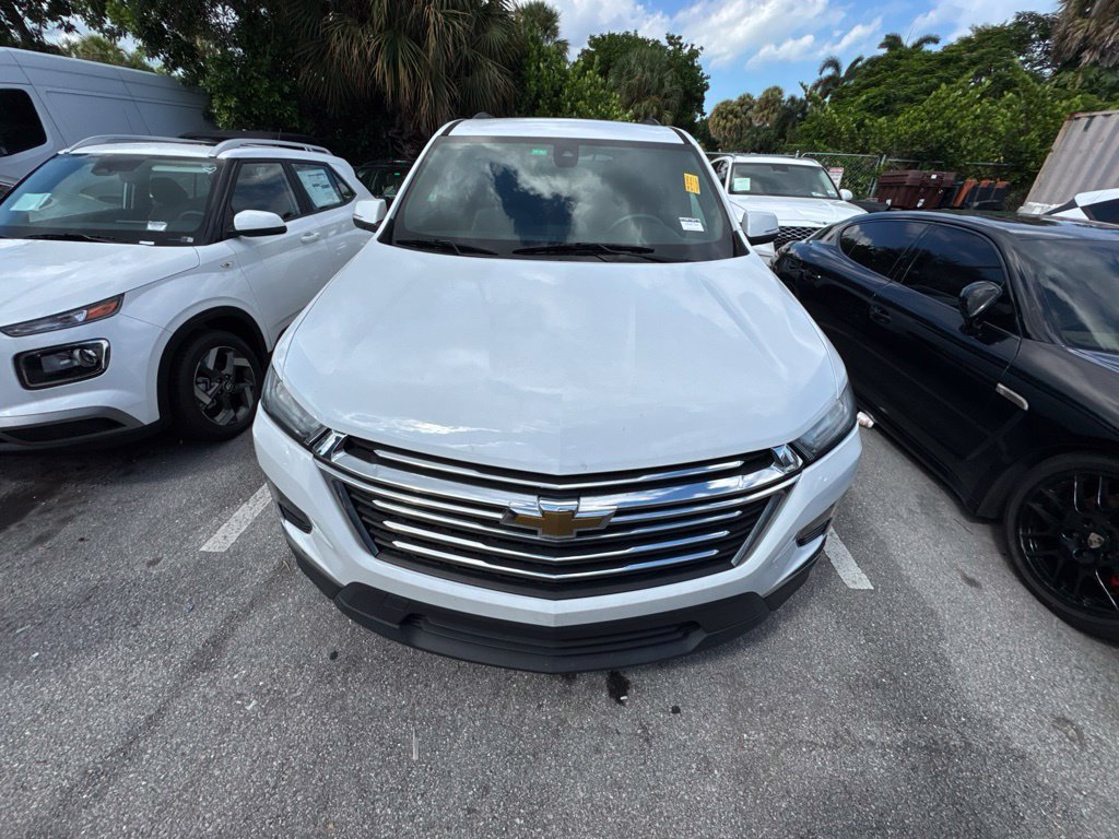Used 2022 Chevrolet Traverse LT FWD image 7