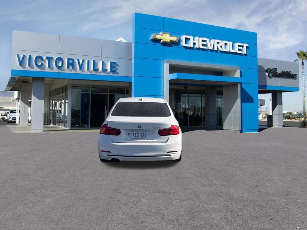 Used 2018 BMW 330i Sedan RWD image 7