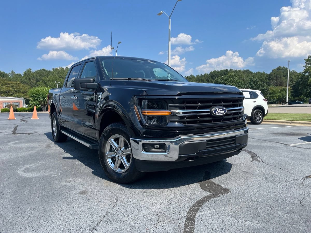 Used 2025 Ford F150 XLT w/ Equipment Group 301A Standard AWD/4WD image 1