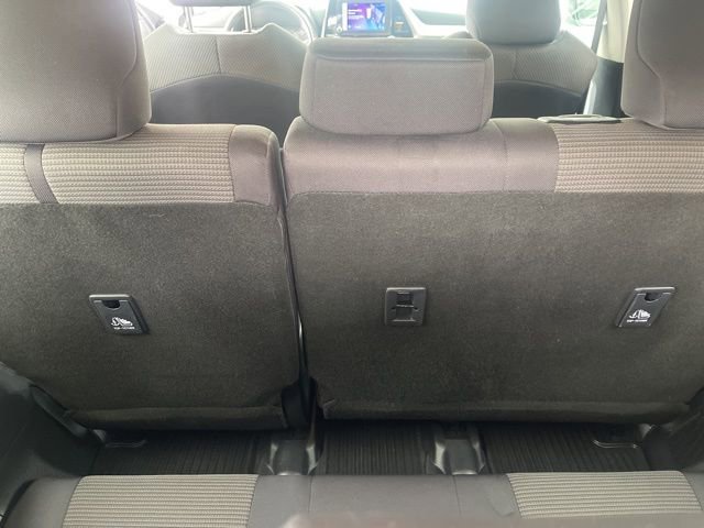 Used 2024 Toyota Highlander LE AWD/4WD image 13