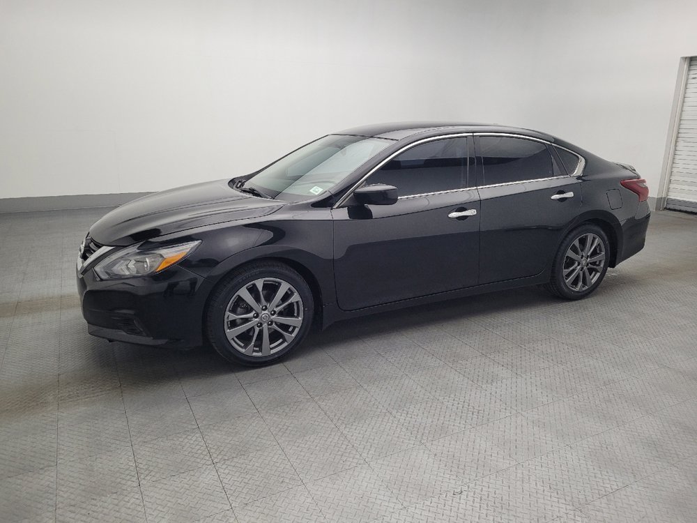 Used 2018 Nissan Altima 2.5 SR w/ SR Special Edition image 2