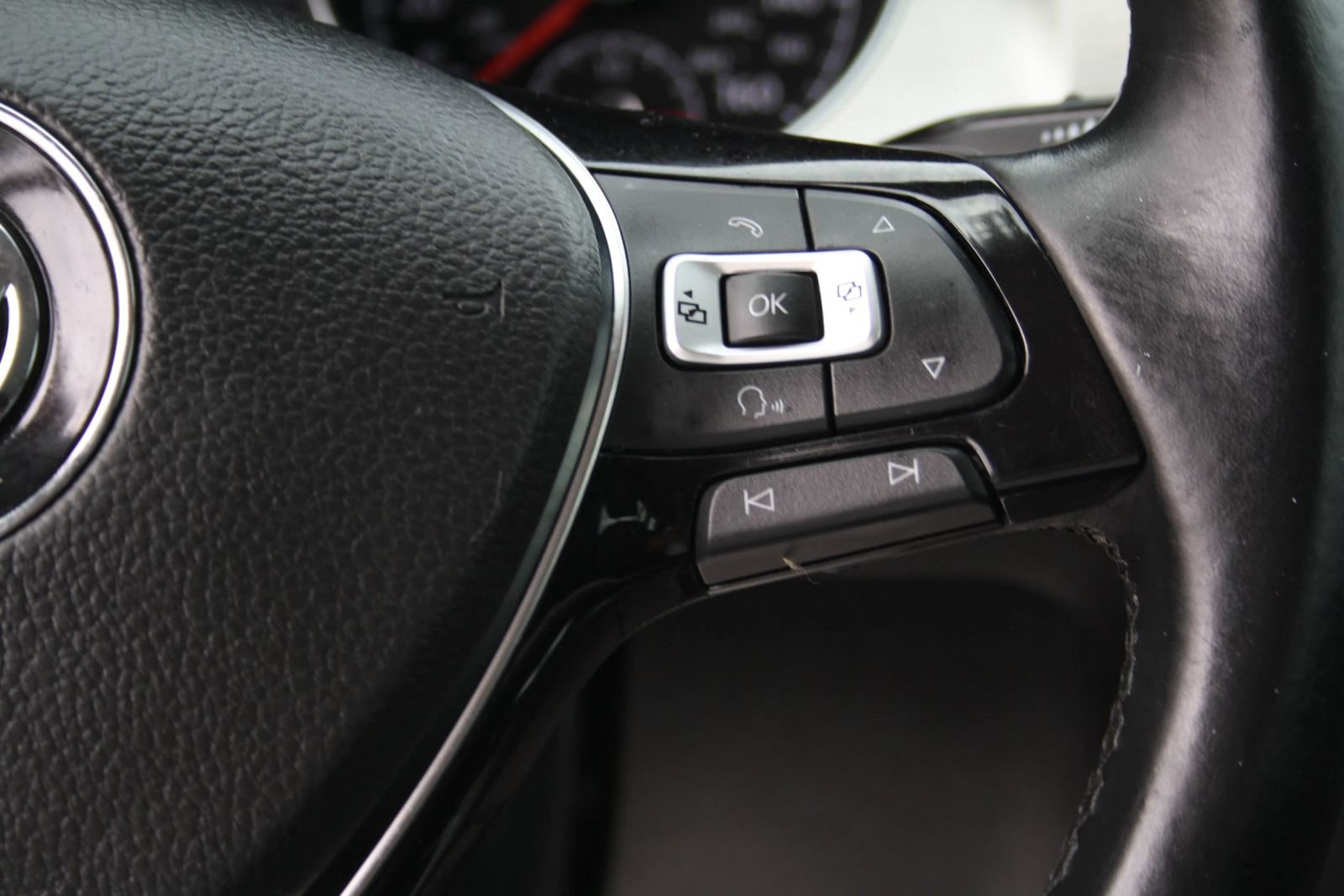 Used 2015 Volkswagen Golf SE w/ Lighting Package FWD image 15