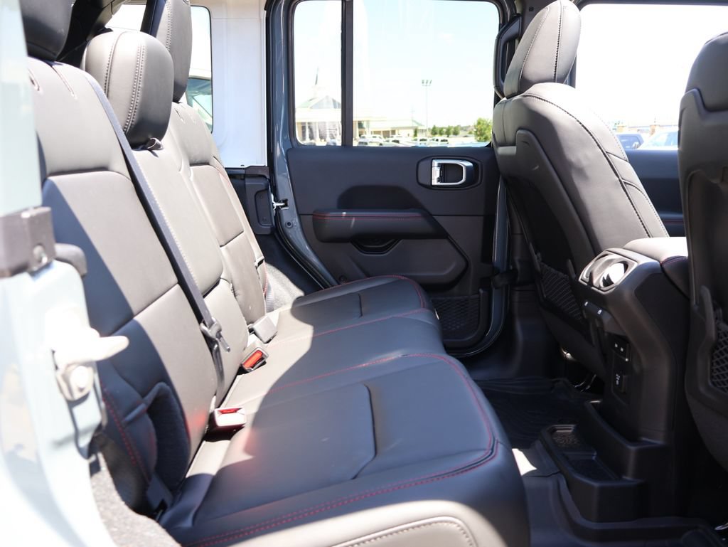New 2026 Jeep Wrangler Unlimited Rubicon AWD/4WD image 12