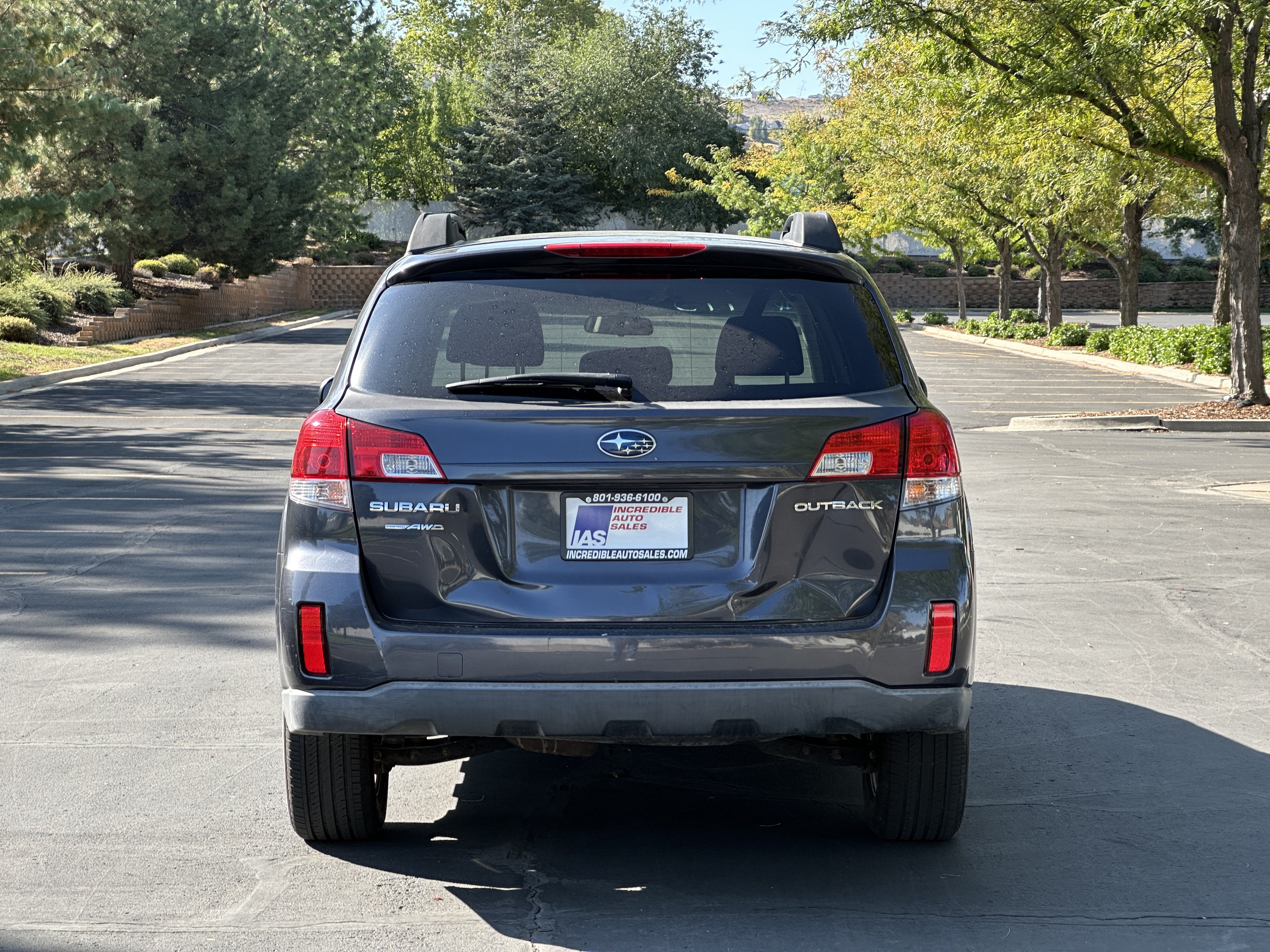 Used 2011 Subaru Outback 2.5i Premium AWD/4WD image 5