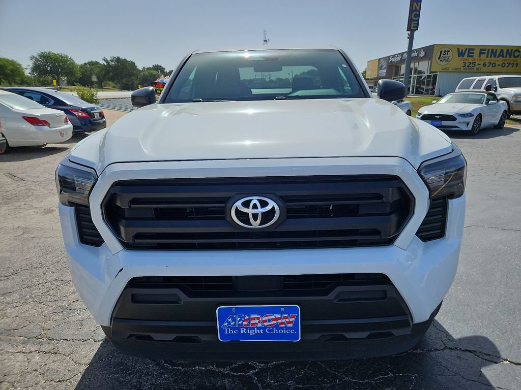 Used 2025 Toyota Tacoma SR RWD image 3