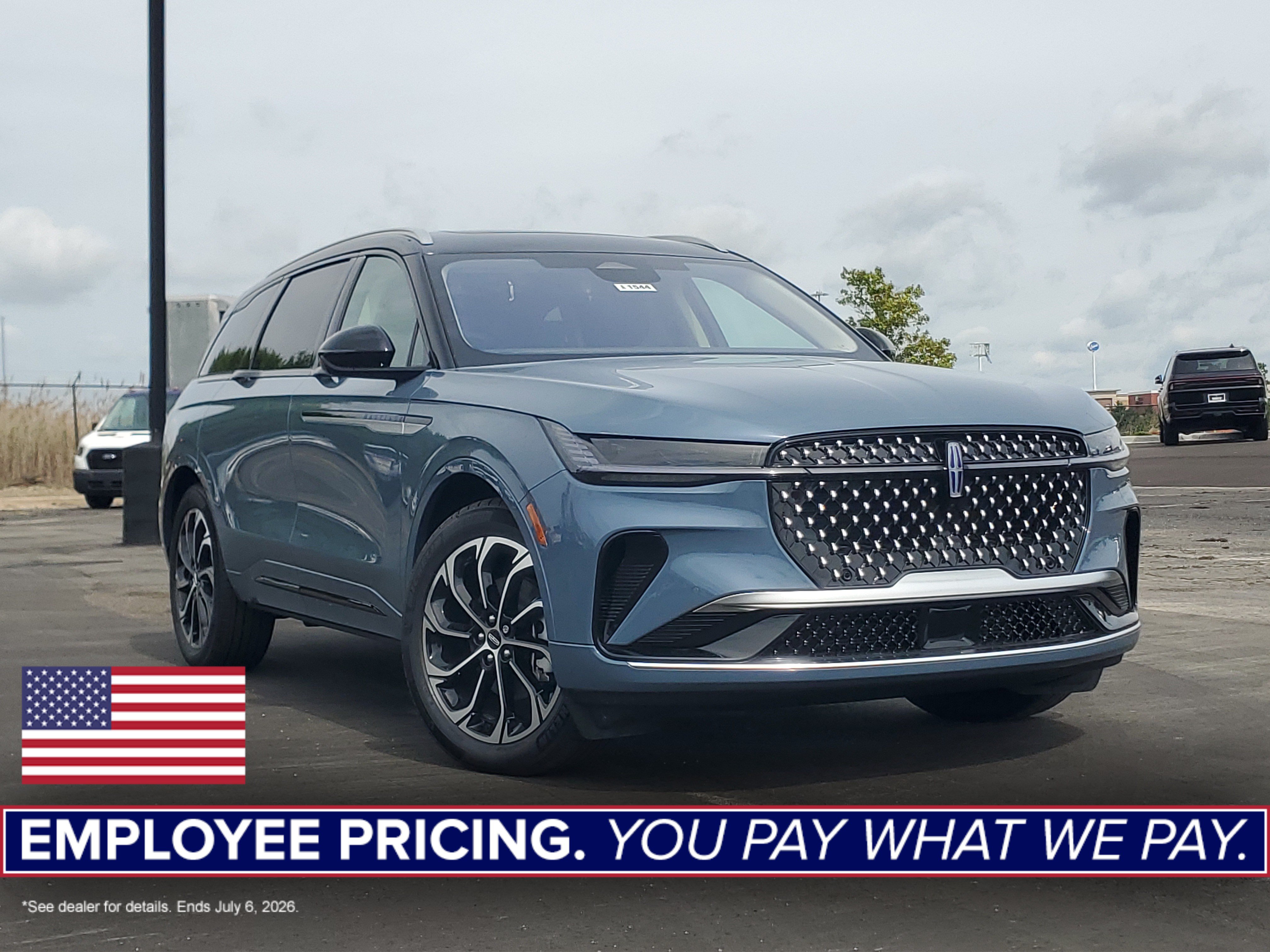 New 2026 Lincoln Nautilus Reserve AWD/4WD image 1