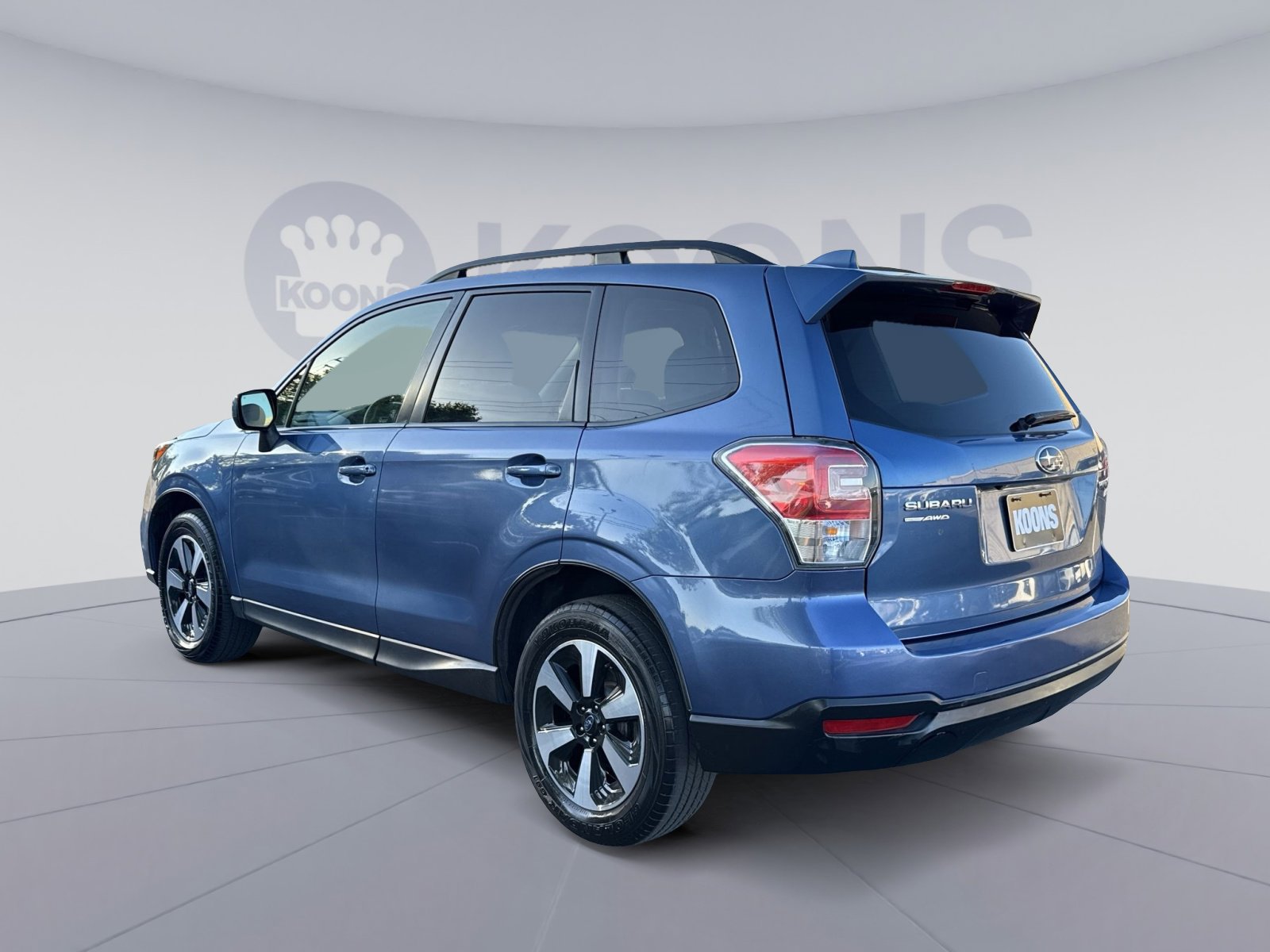 Used 2017 Subaru Forester 2.5i Premium w/ All-Weather Package image 4