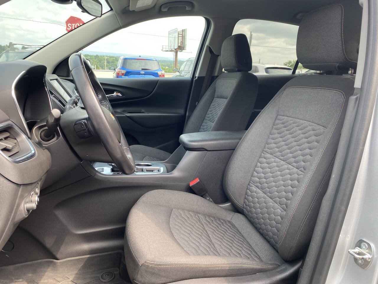 Used 2021 Chevrolet Equinox LT AWD/4WD image 14