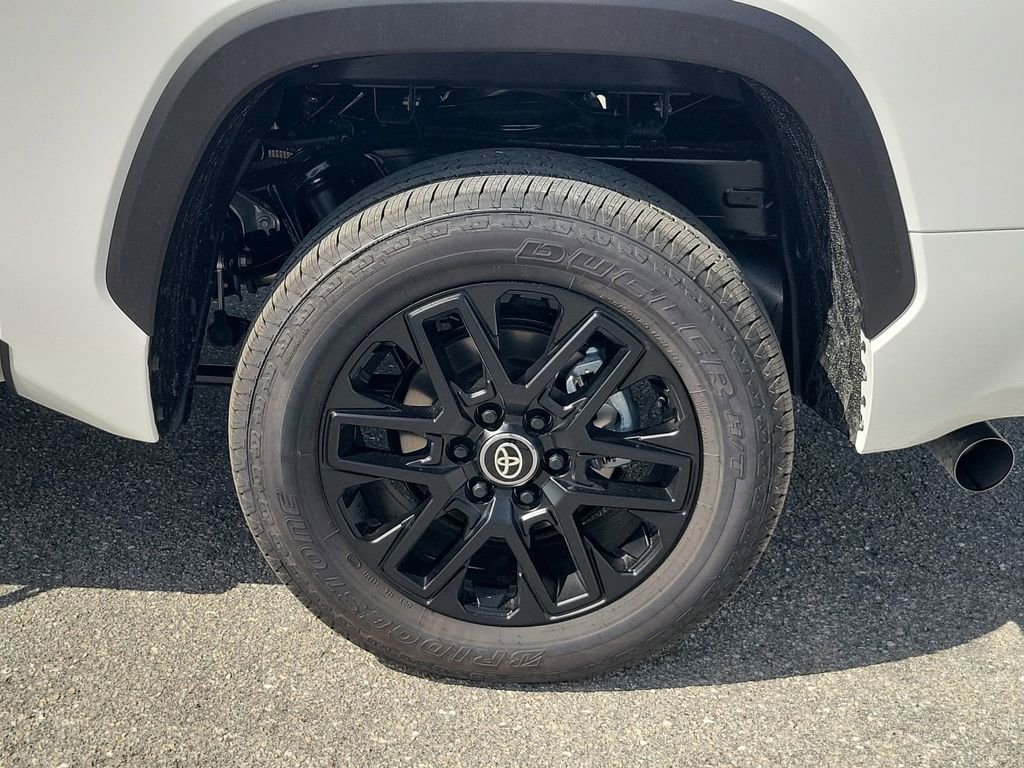 New 2026 Toyota Tundra Limited image 18