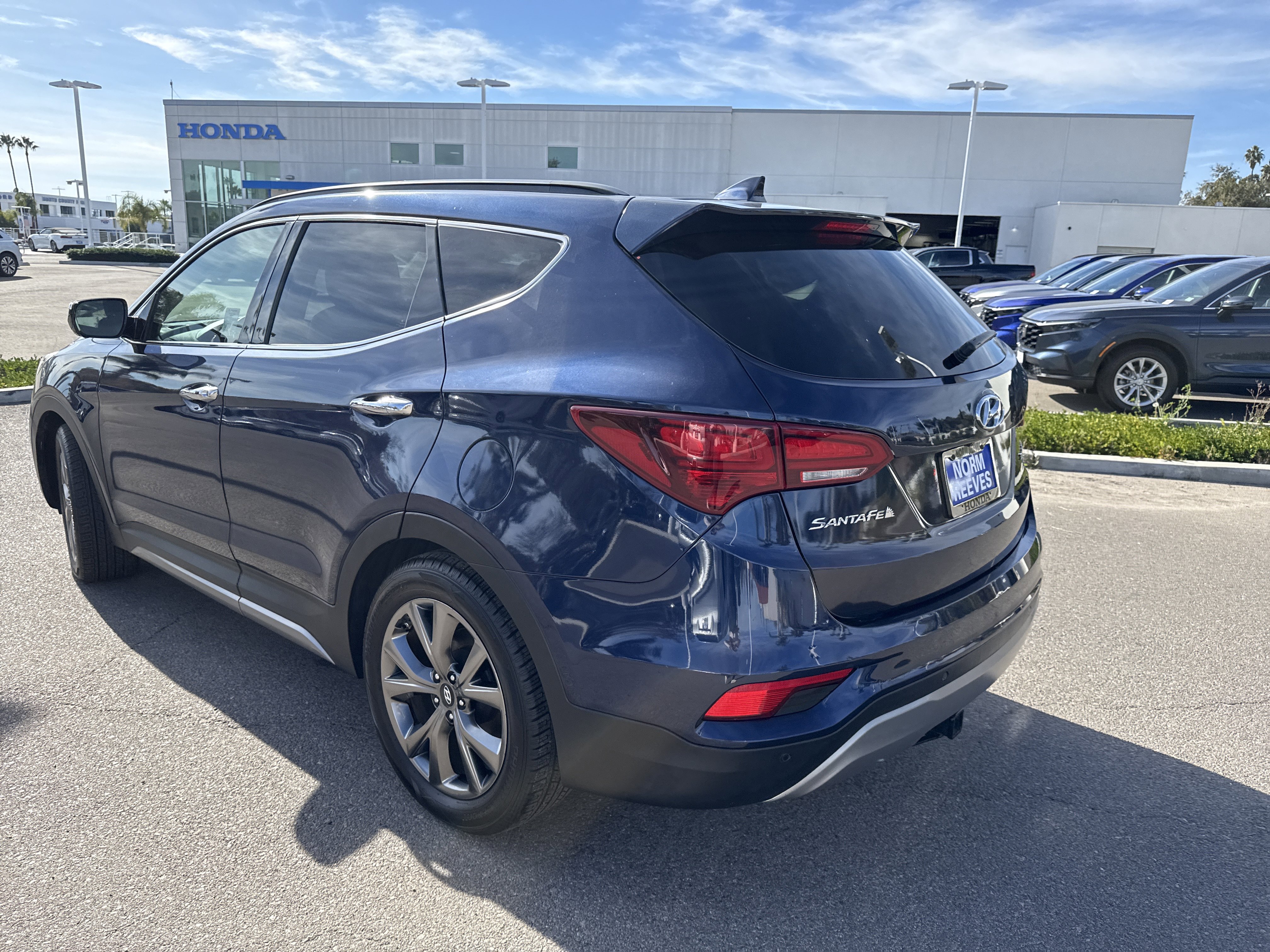 Used 2018 Hyundai Santa Fe Sport image 3