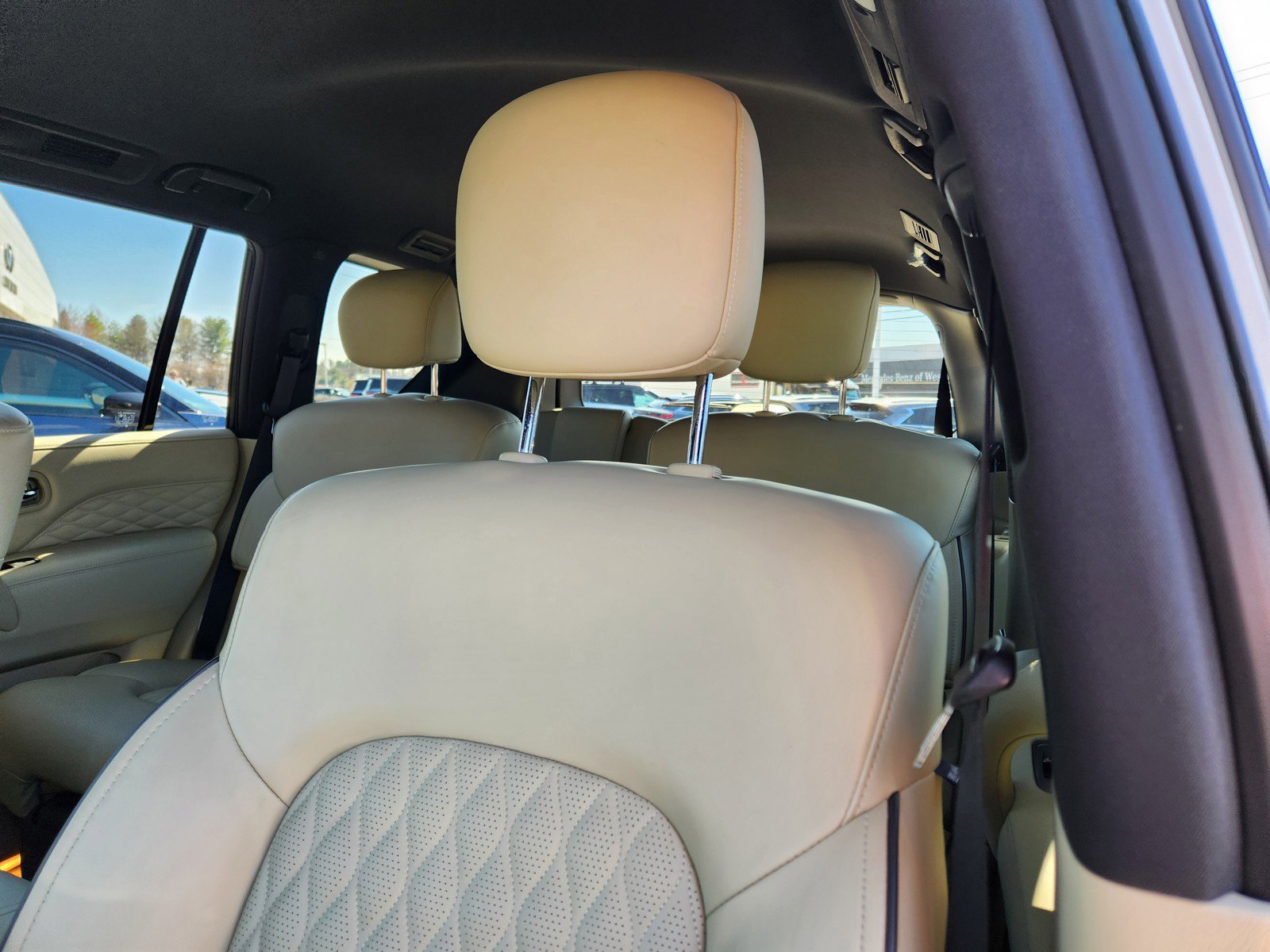 Used 2024 INFINITI QX80 Sensory w/ Cargo Package image 11