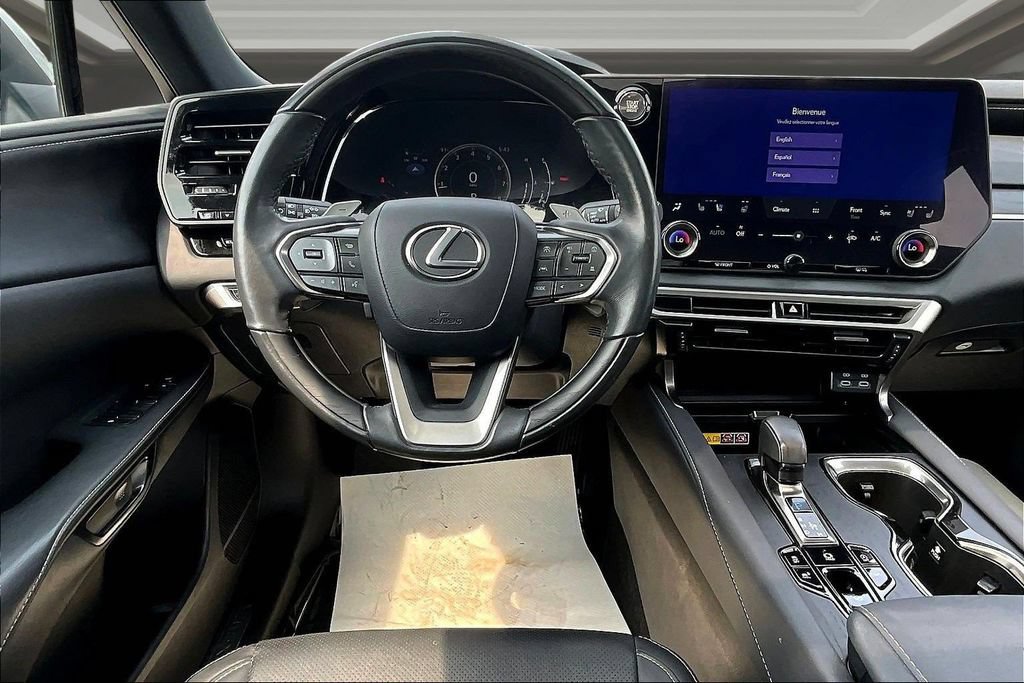 Used 2023 Lexus RX 350 Premium w/ Accessory Package AWD/4WD image 8