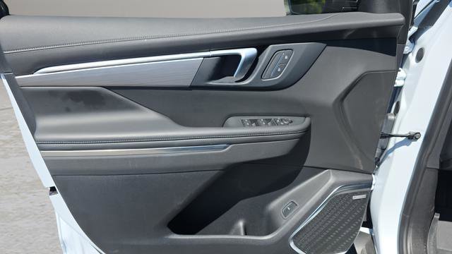 Used 2026 Buick Enclave Preferred w/ LPO, Floor Liner Package image 20