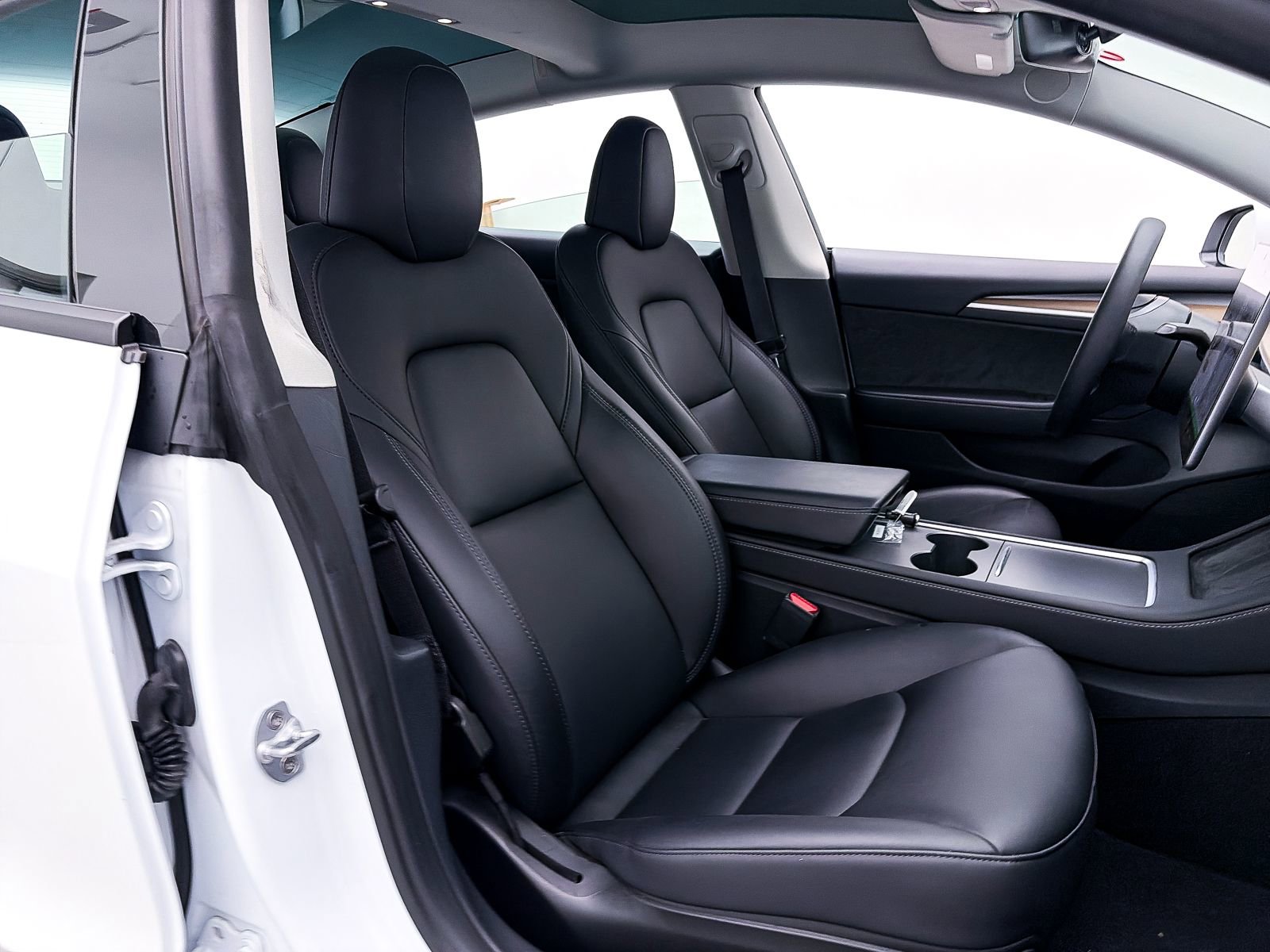 Used 2023 Tesla Model 3 Performance image 18