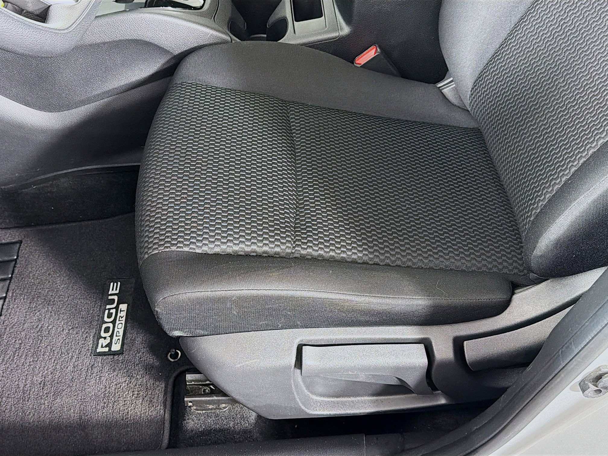 Used 2018 Nissan Rogue Sport S w/ S Appearance Package image 20