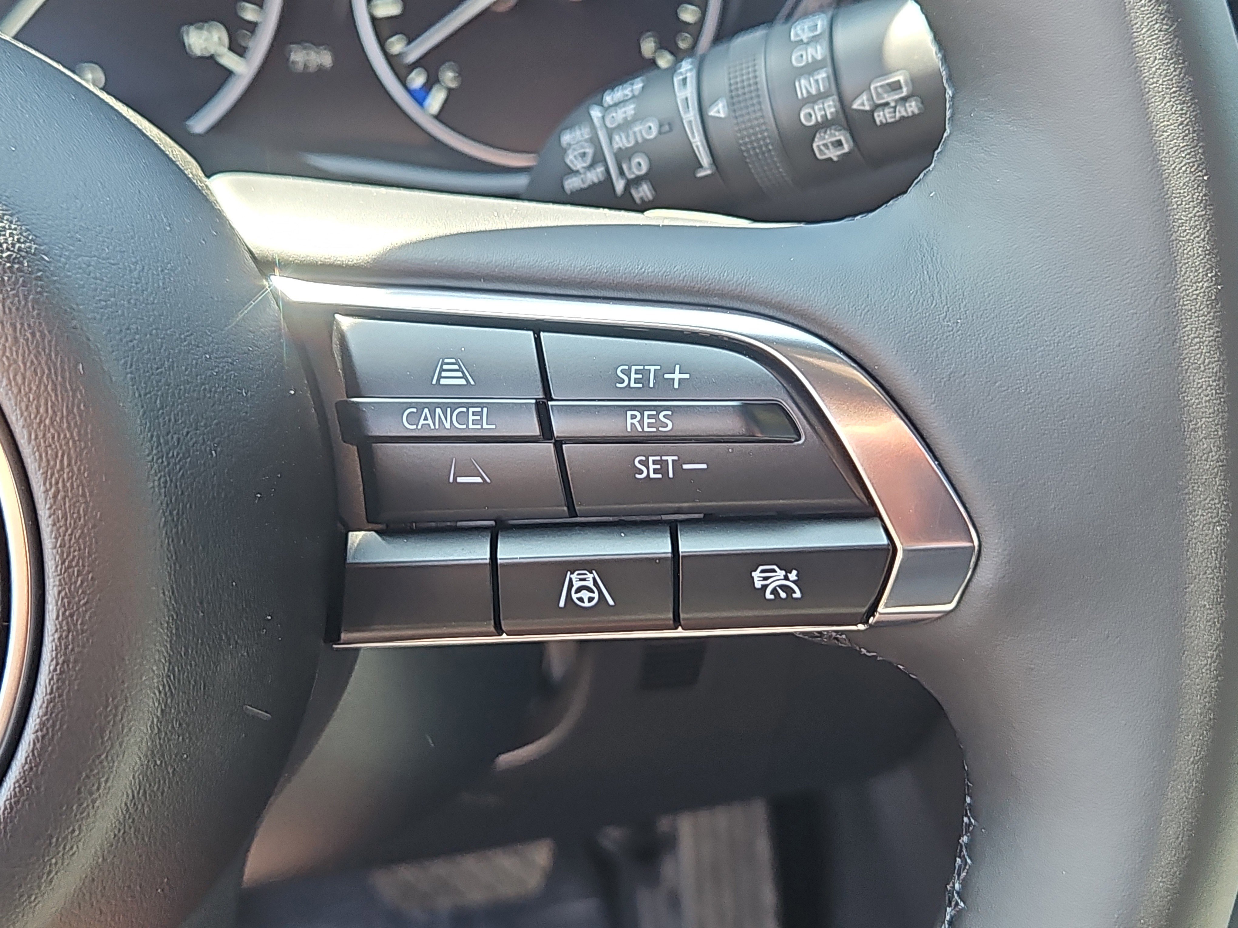 New 2026 MAZDA MAZDA3 Hatchback w/Premium Plus Pkg AWD/4WD image 15