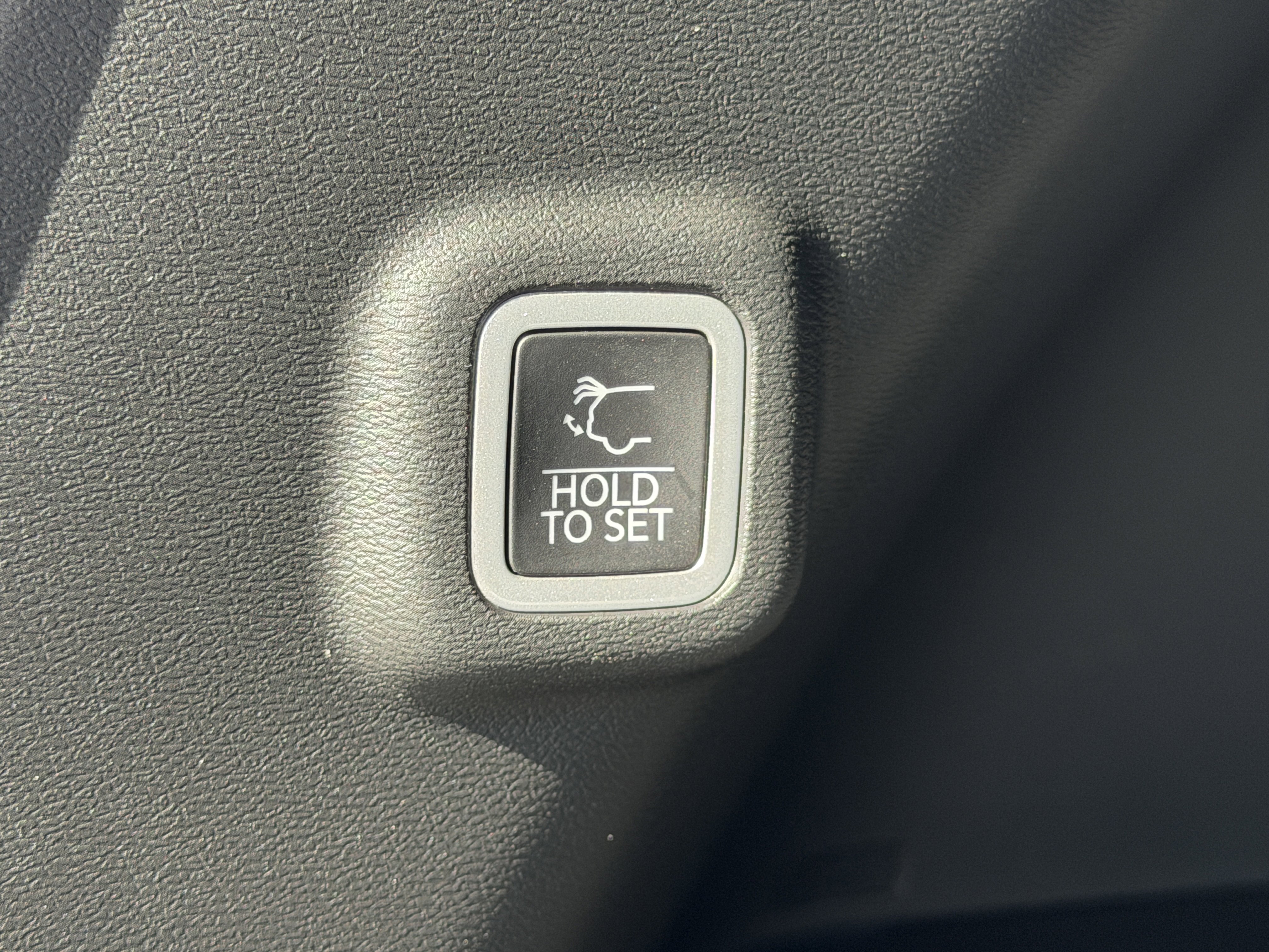 New 2026 Jeep Cherokee Limited AWD/4WD image 17