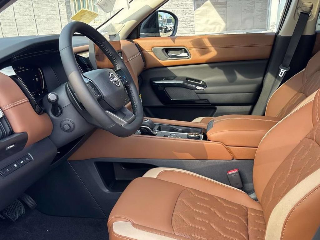 New 2026 Nissan Pathfinder Platinum AWD/4WD image 15