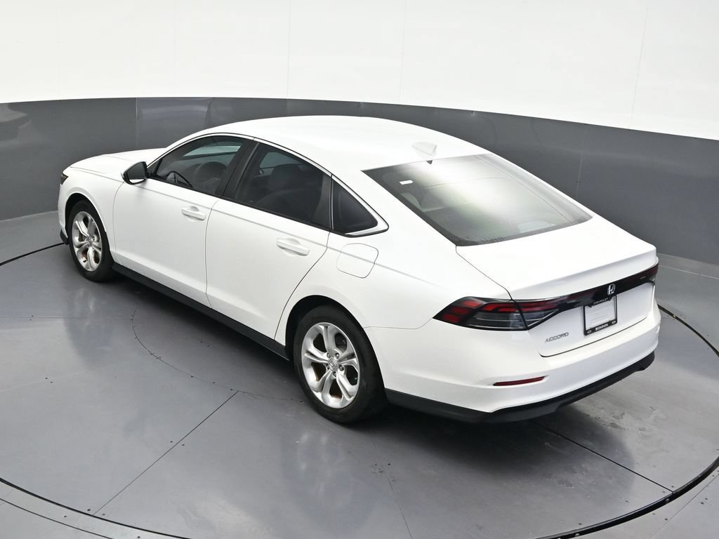 Used 2023 Honda Accord LX image 17