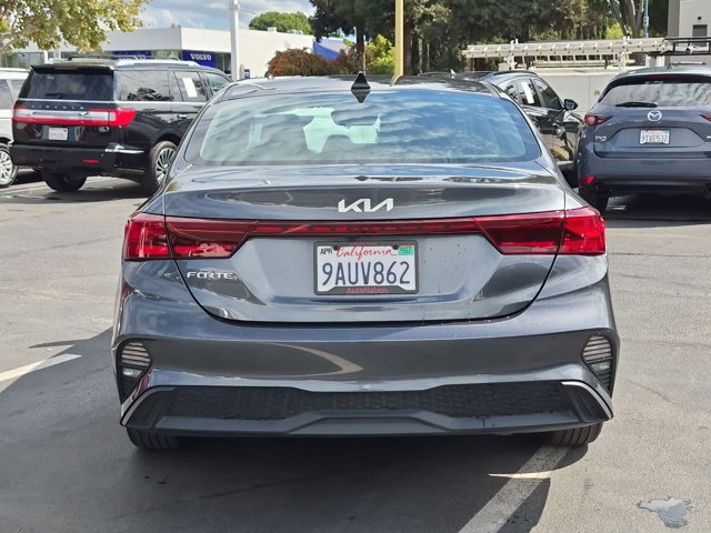 Used 2022 Kia Forte LXS FWD image 7