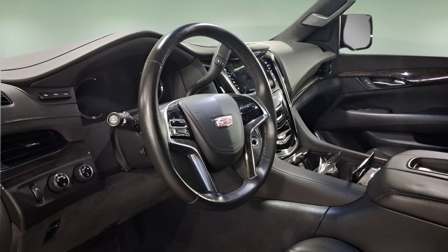 Used 2016 Cadillac Escalade Platinum AWD/4WD image 33