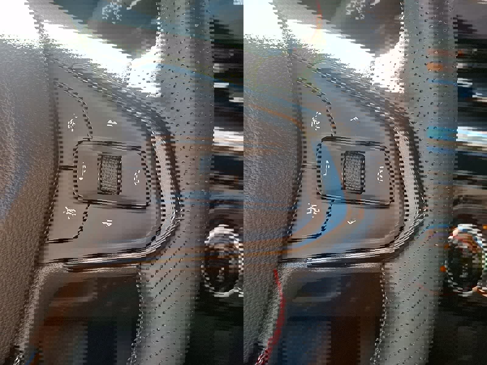 Used 2024 Chevrolet Trax RS w/ Driver Confidence Package image 22