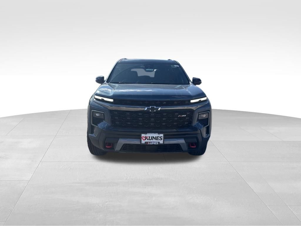 New 2026 Chevrolet Traverse Z71 w/ Driver Confidence Package image 2