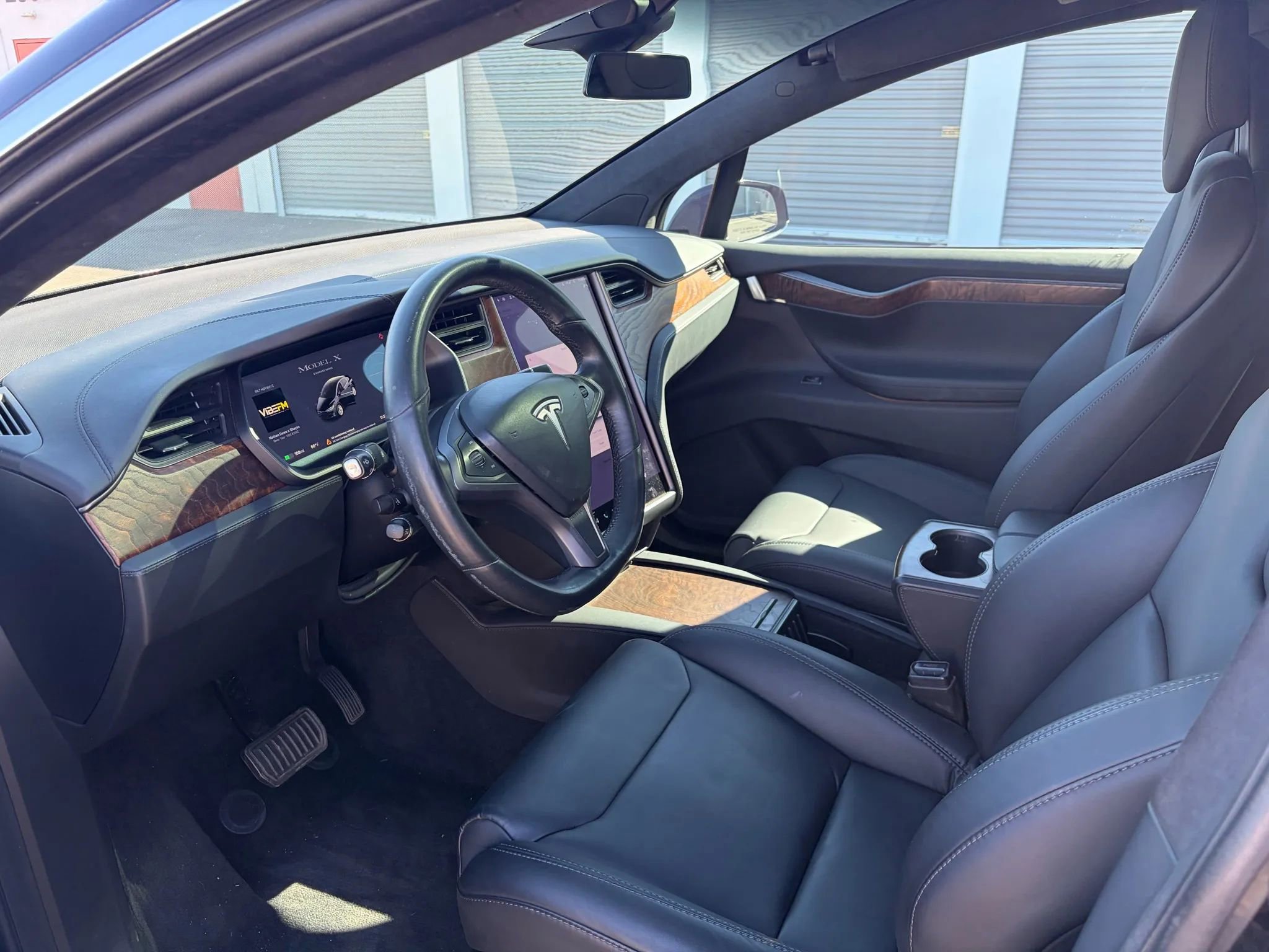Used 2019 Tesla Model X 75D image 10