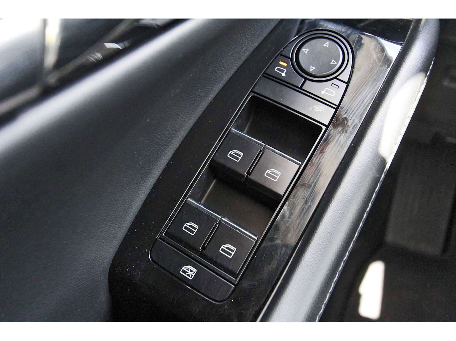 Used 2023 MAZDA CX-30 AWD 2.5 S w/ Preferred Package image 21