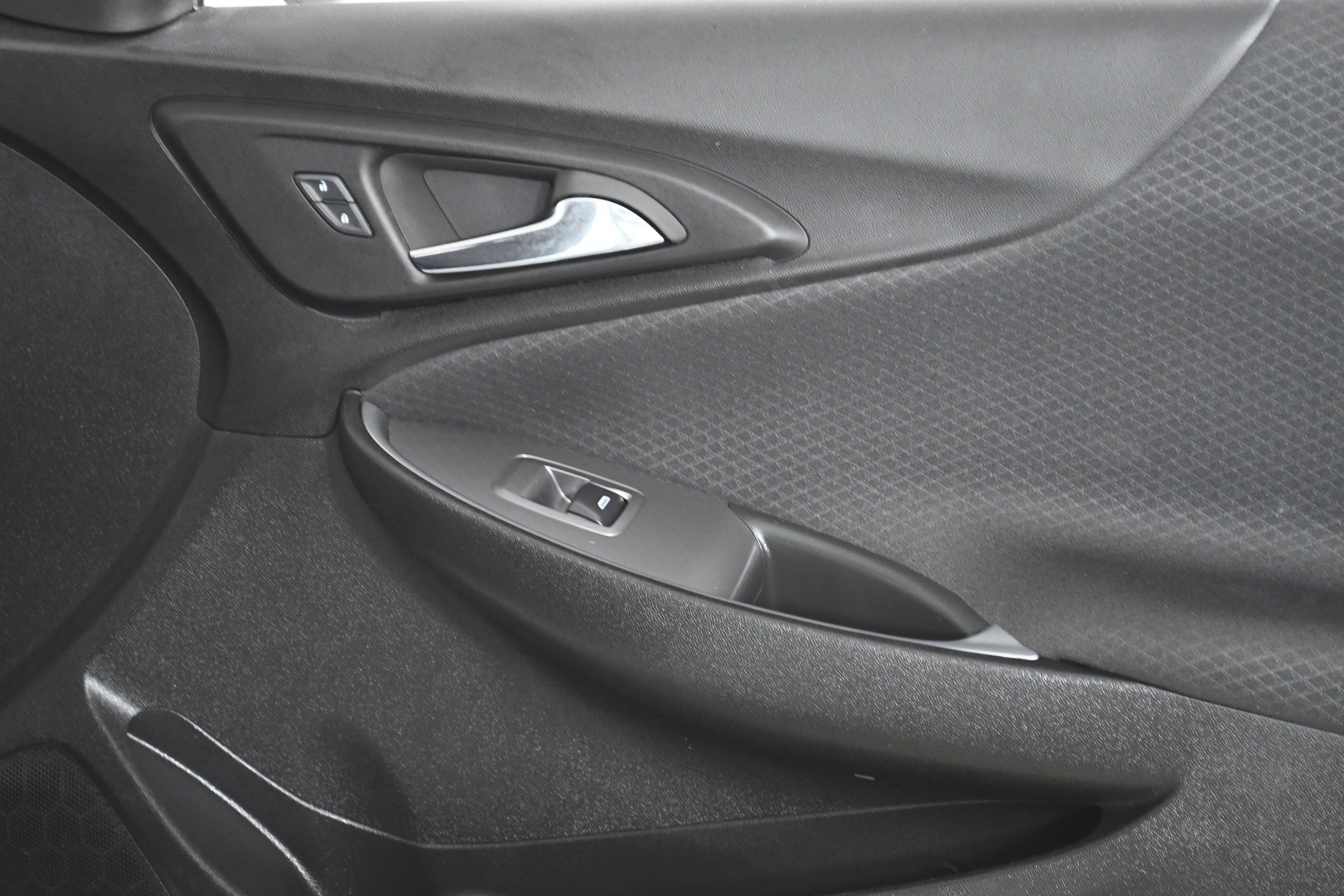 Used 2024 Chevrolet Malibu LS w/ Driver Confidence Package image 28