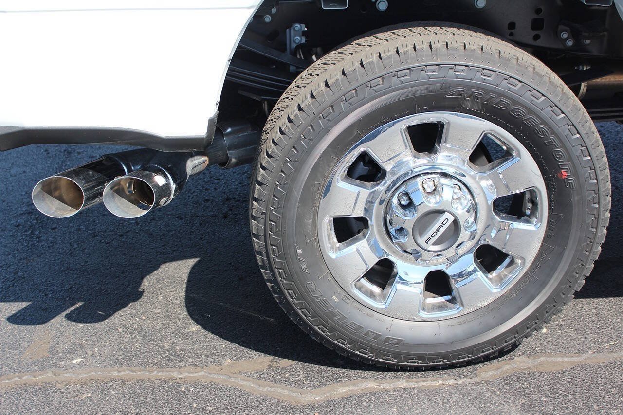 Used 2025 Ford F350 Lariat w/ Lariat Ultimate Package AWD/4WD image 15