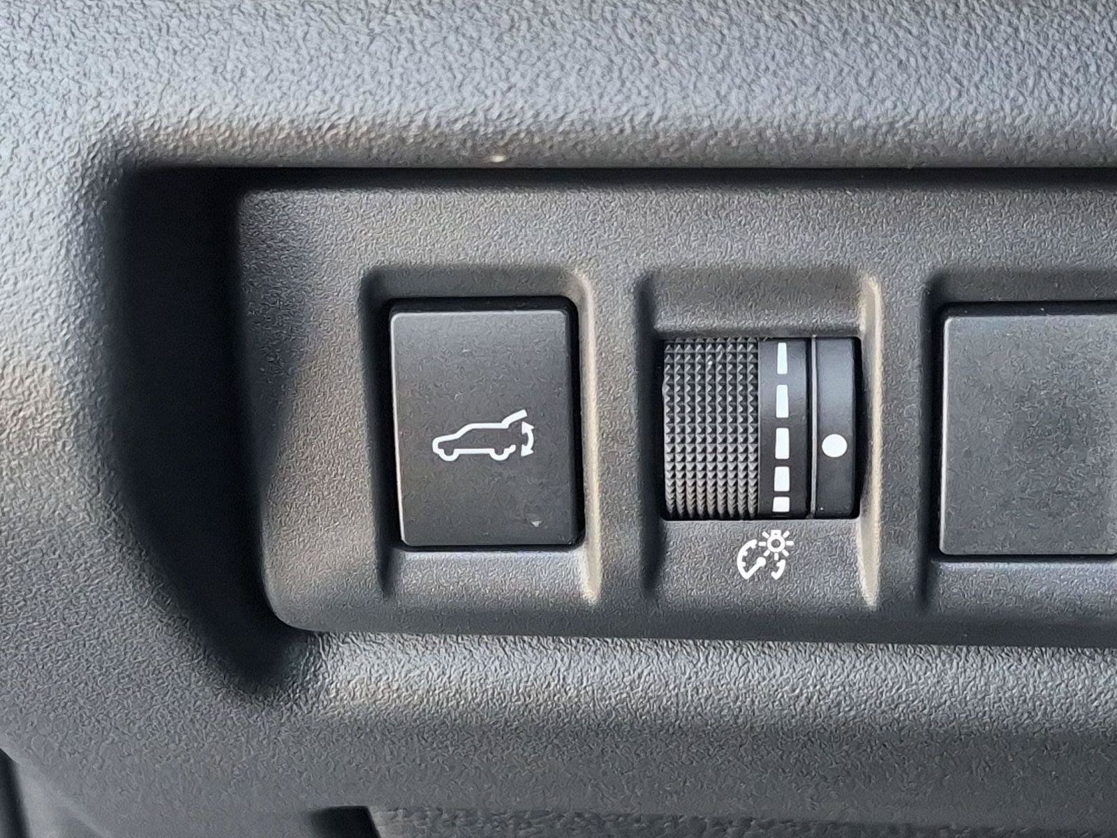 Certified 2026 Subaru Outback Limited AWD/4WD image 37