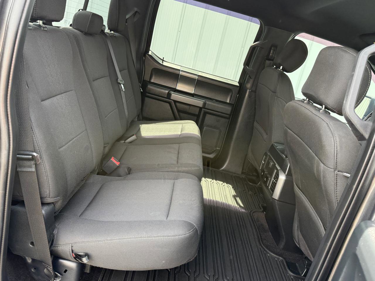 Used 2019 Ford F150 XLT w/ Equipment Group 302A Luxury AWD/4WD image 17