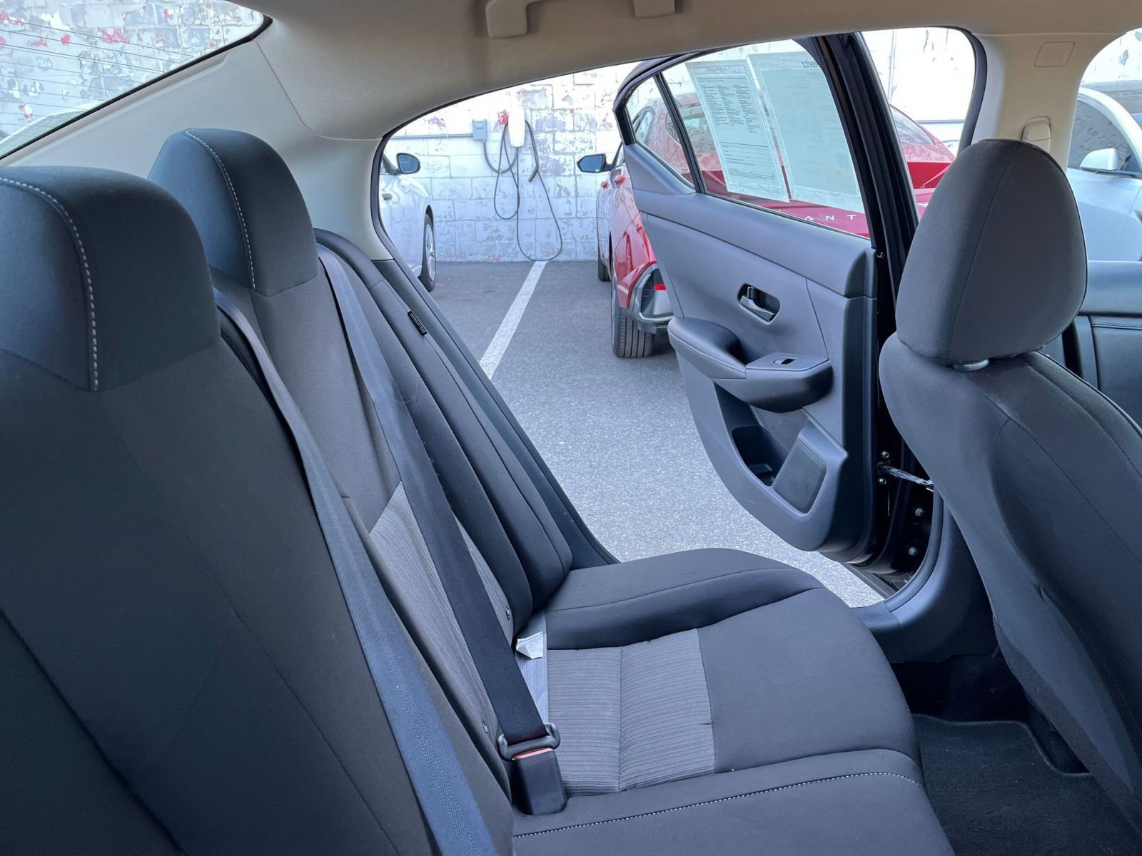 Used 2025 Nissan Sentra SV FWD image 36