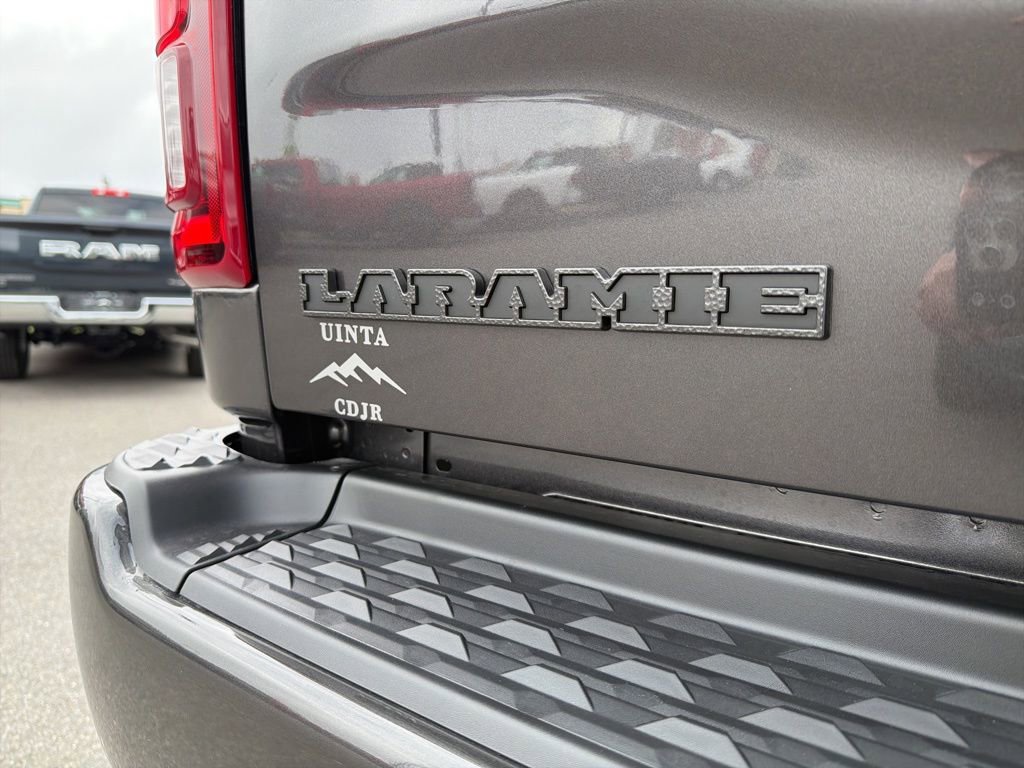 New 2026 RAM 3500 Laramie AWD/4WD image 6