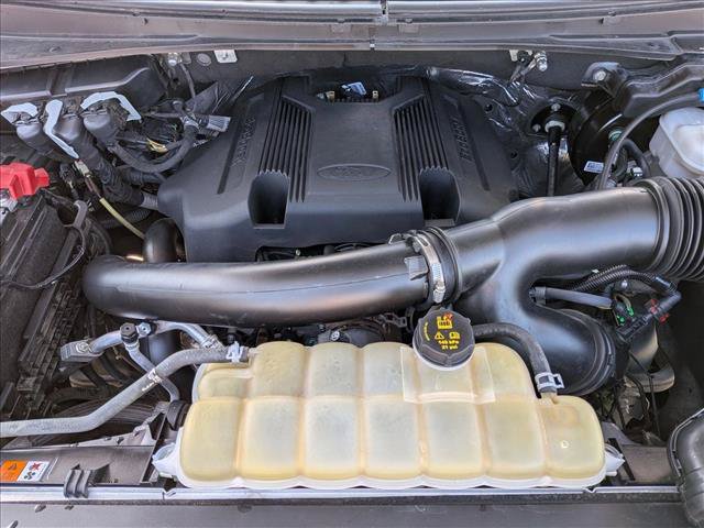 Used 2020 Ford Expedition XLT w/ Equipment Group 202A AWD/4WD image 24