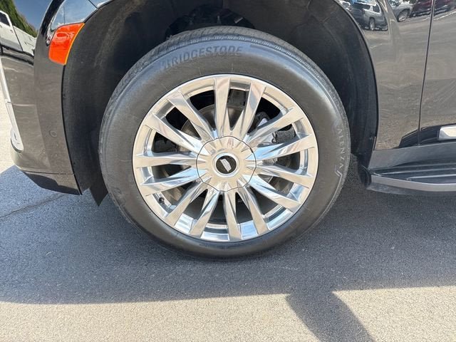Used 2023 Cadillac Escalade ESV Premium Luxury AWD/4WD image 9