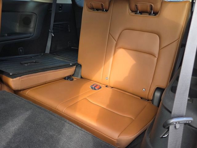 Used 2023 Nissan Pathfinder Platinum w/ Cargo Package FWD image 13