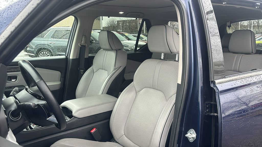 Used 2023 Honda Pilot Elite image 10