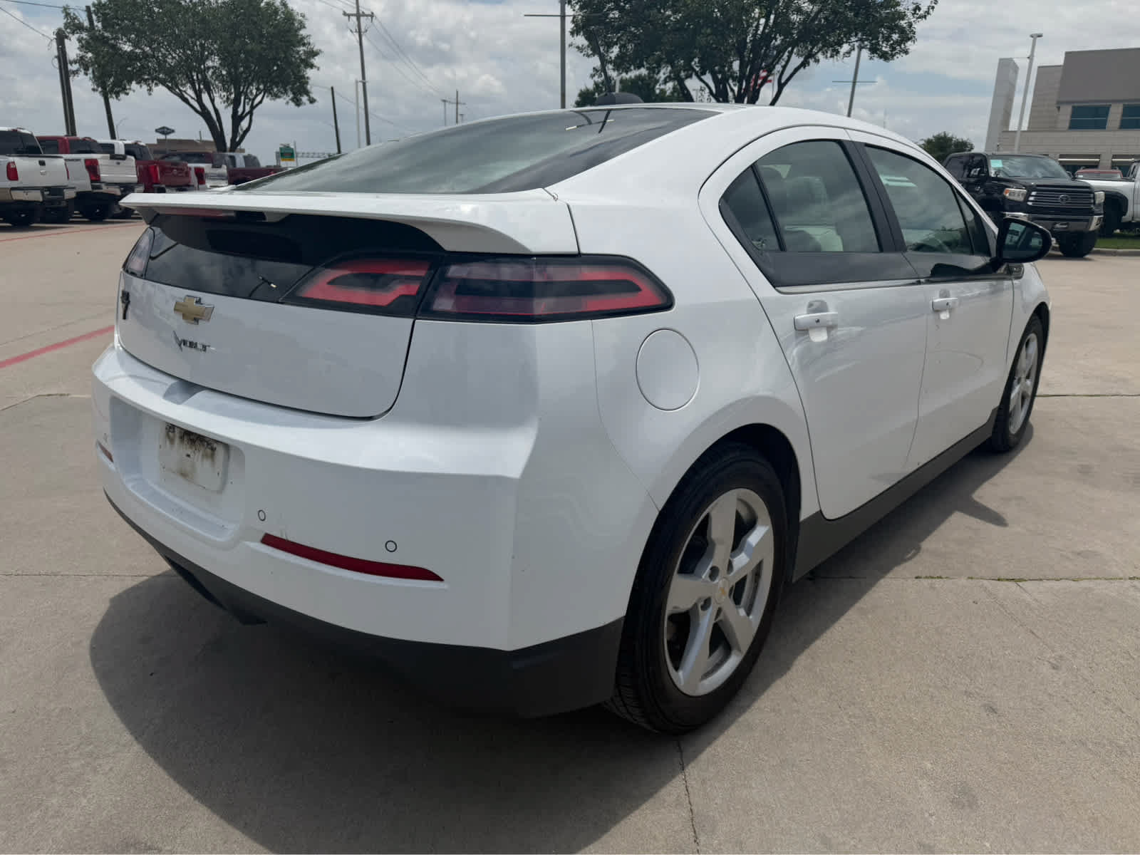 Used 2015 Chevrolet Volt Premium w/ Premium Trim Package FWD image 4