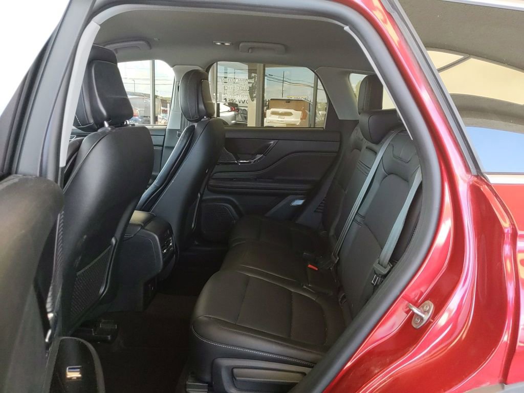 Used 2020 Lincoln Corsair AWD w/ Equipment Group 101A image 11