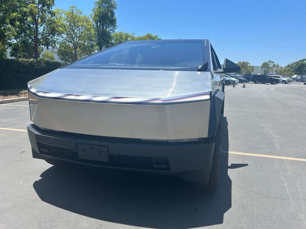 Used 2024 Tesla Cybertruck AWD Crew Cab image 5