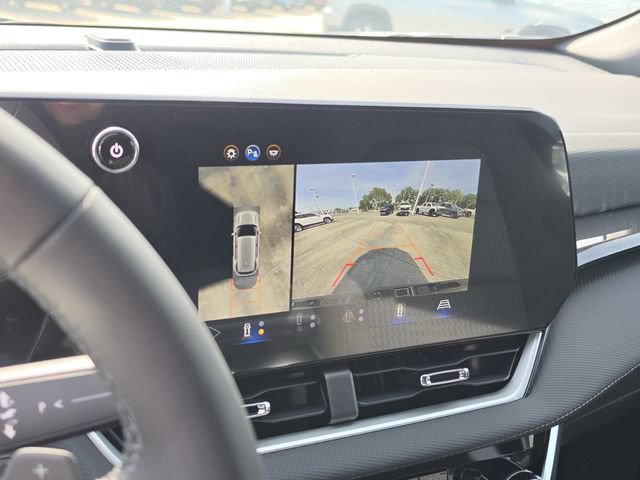 New 2026 Chevrolet Equinox LT w/ Safety and Technology Package FWD image 19