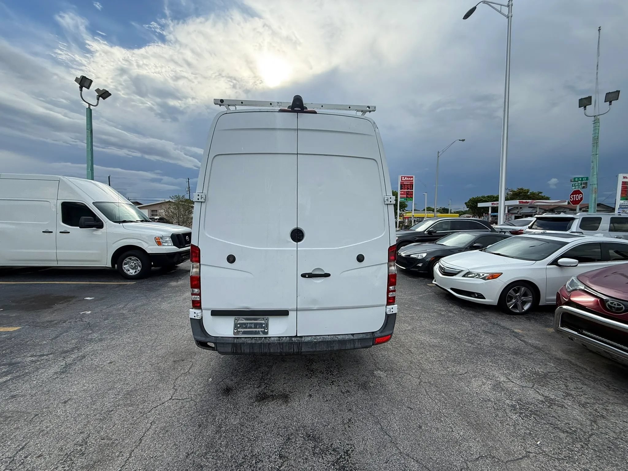 Used 2014 Mercedes-Benz Sprinter 2500 w/ Active Safety Plus Package image 4