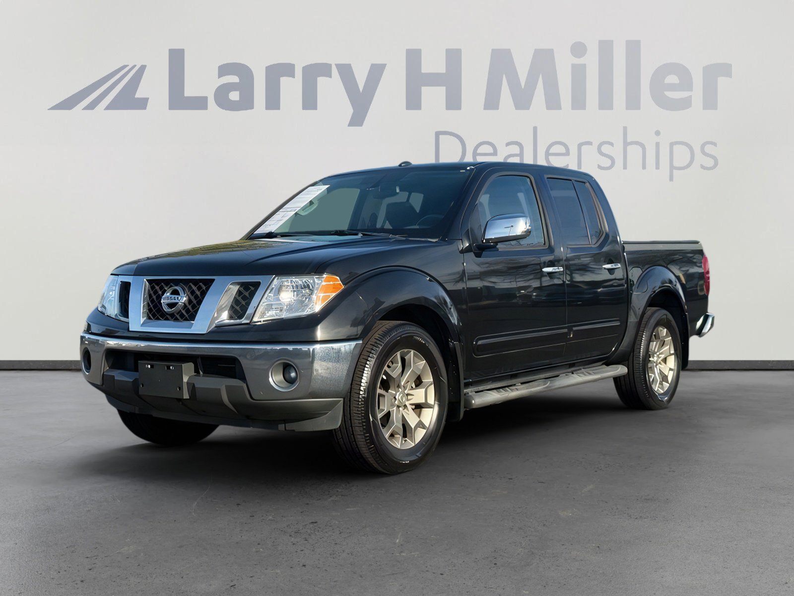 Used 2019 Nissan Frontier SL image 1